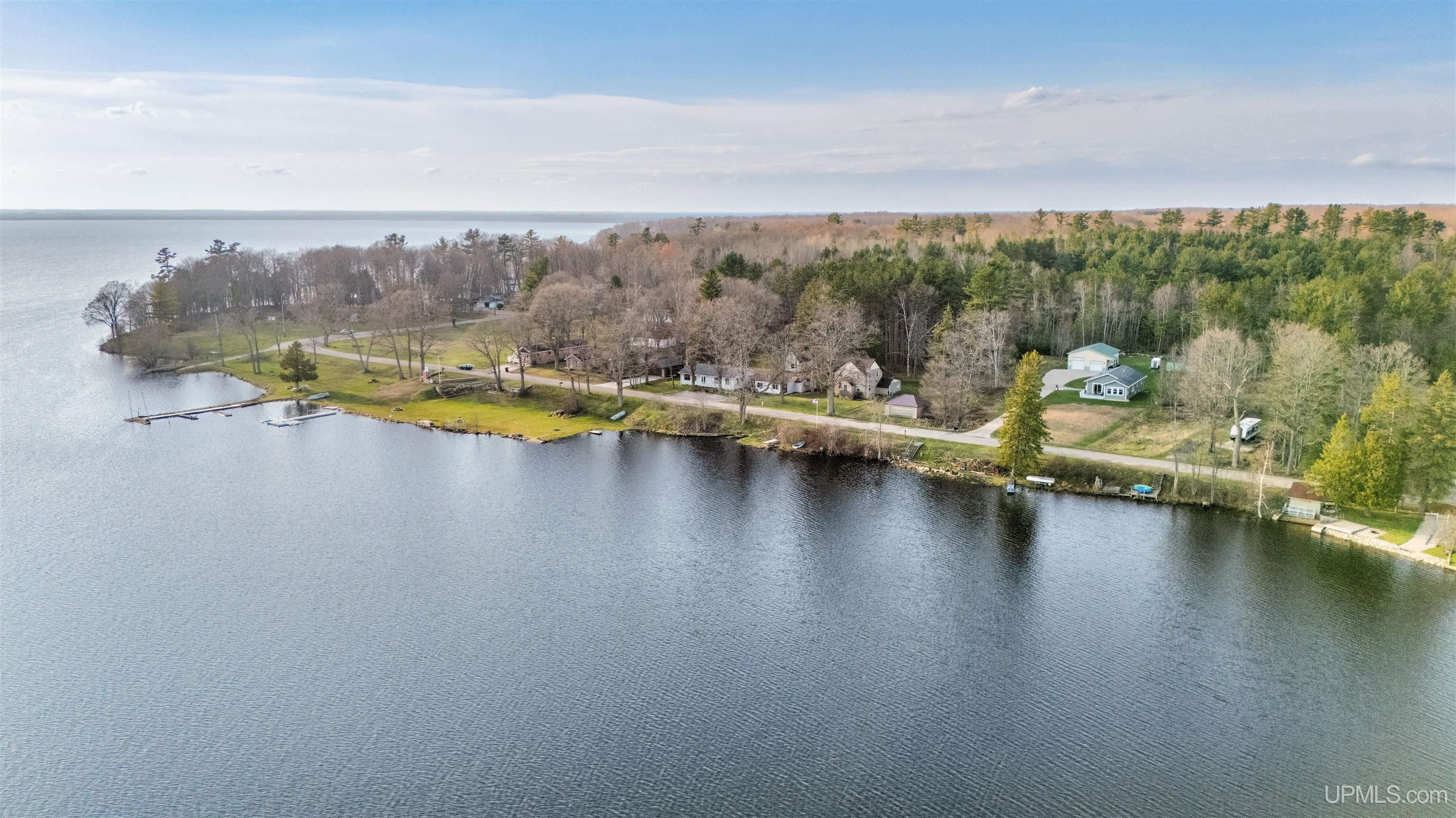 8136 W Arrowhead Road