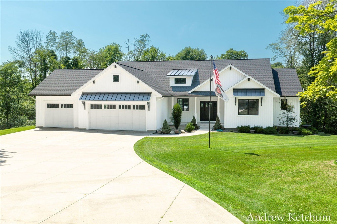 4664 6th Street