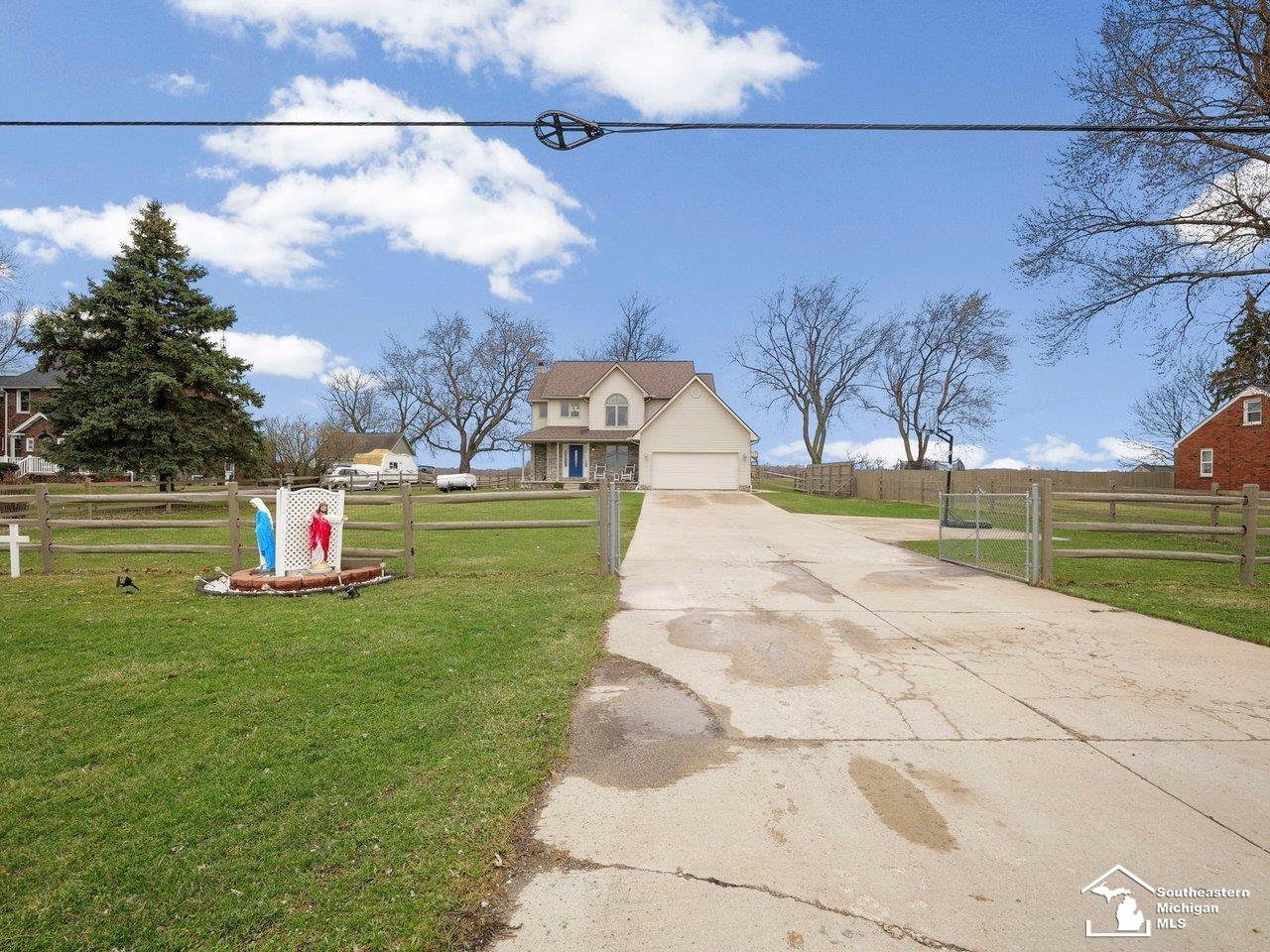 9117 S Dixie Highway