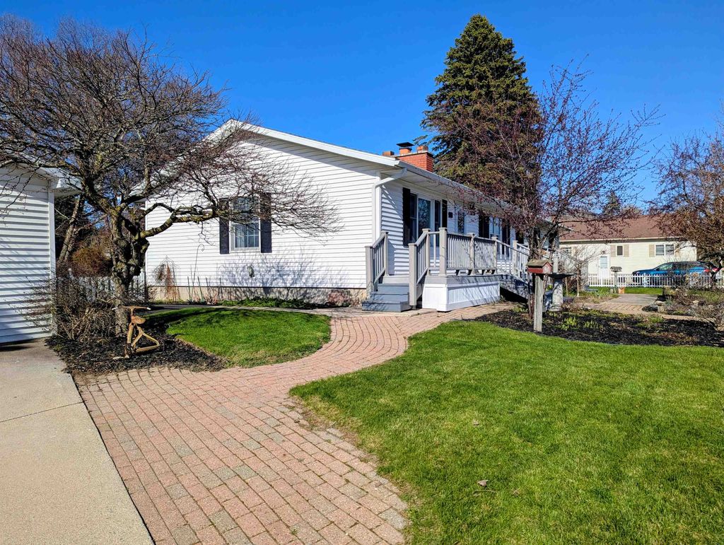 Photo of 107 North Street, Pinconning, MI 48650 (MLS # 50205661)