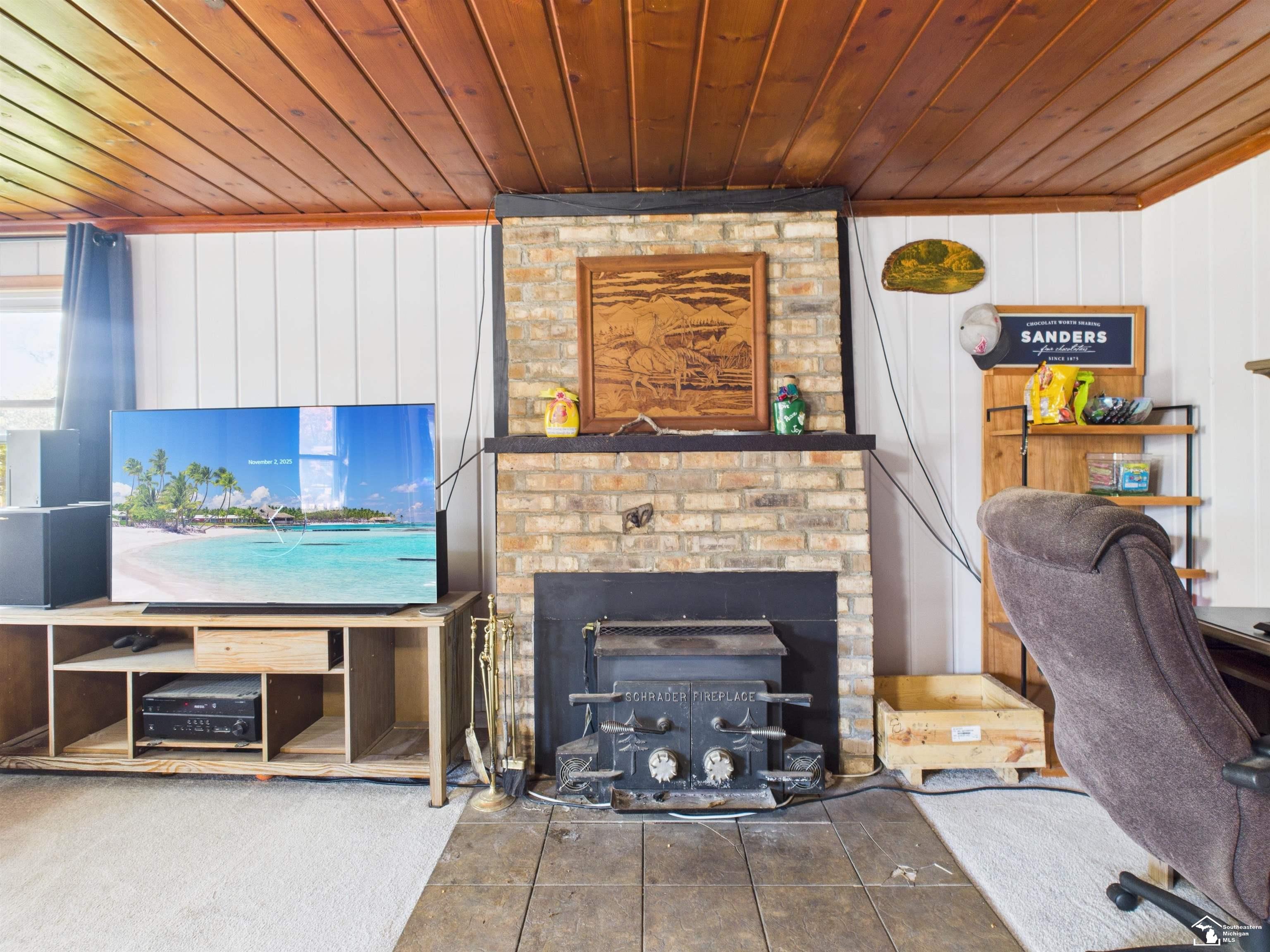 5601 Parkview Street