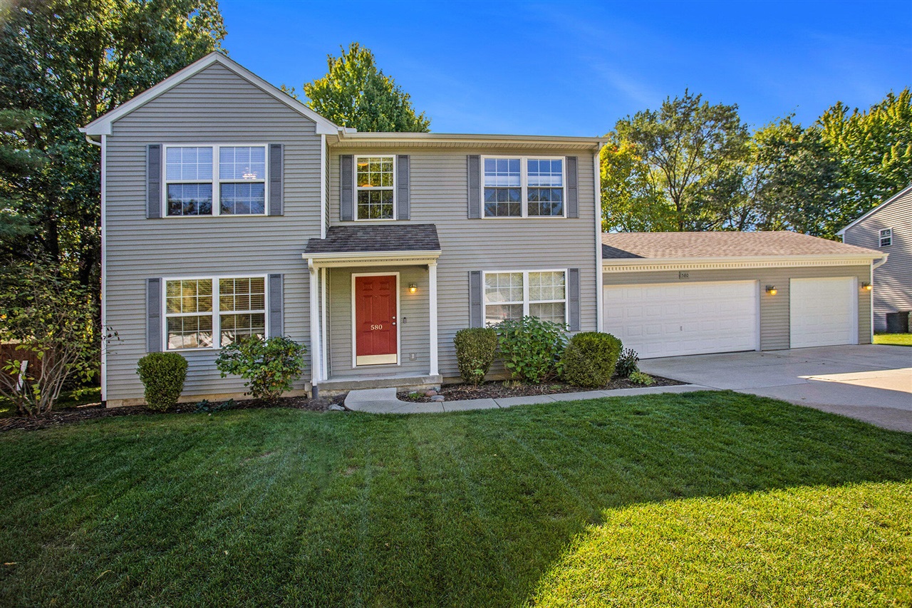 580 Ludington Avenue