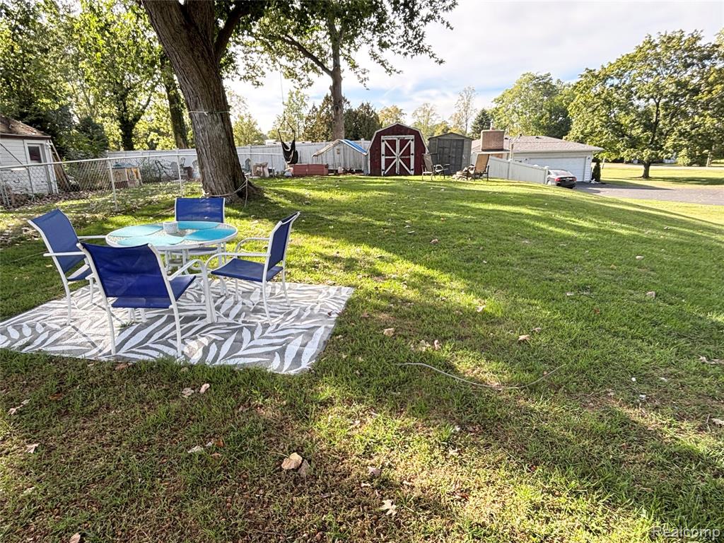 4783 Bluebush Road