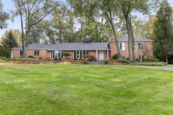 145 SMITHFIELD RD, BATTLE CREEK, MI 49015 - Image 1612a4bd8cc9e06d55db67779b4ff1fb/958817244