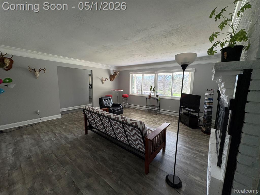 Properties Available 4 - 4 2775 Hummer Lake Road