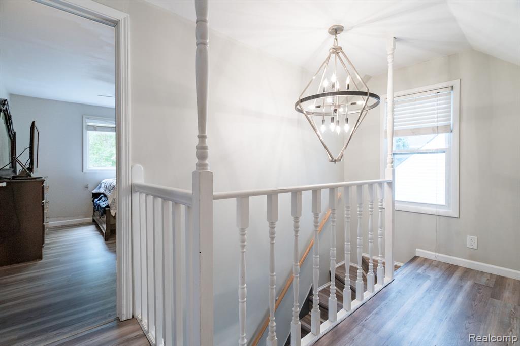 Royal Oak, Michigan 48073, United States, 4 Bedrooms Bedrooms, ,2 BathroomsBathrooms,Residential,Active,192828