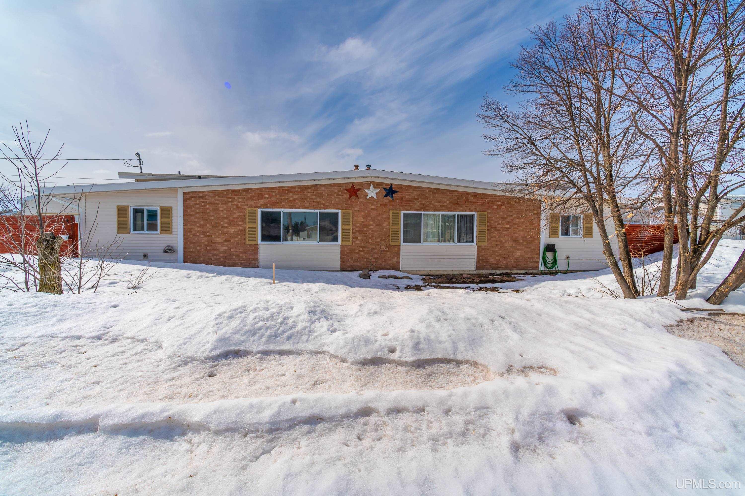 609-611 Talon Street