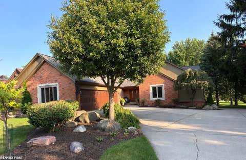 Photo of 1734 Snowden Circle, Rochester Hills, MI 48306 (MLS # 50214914)
