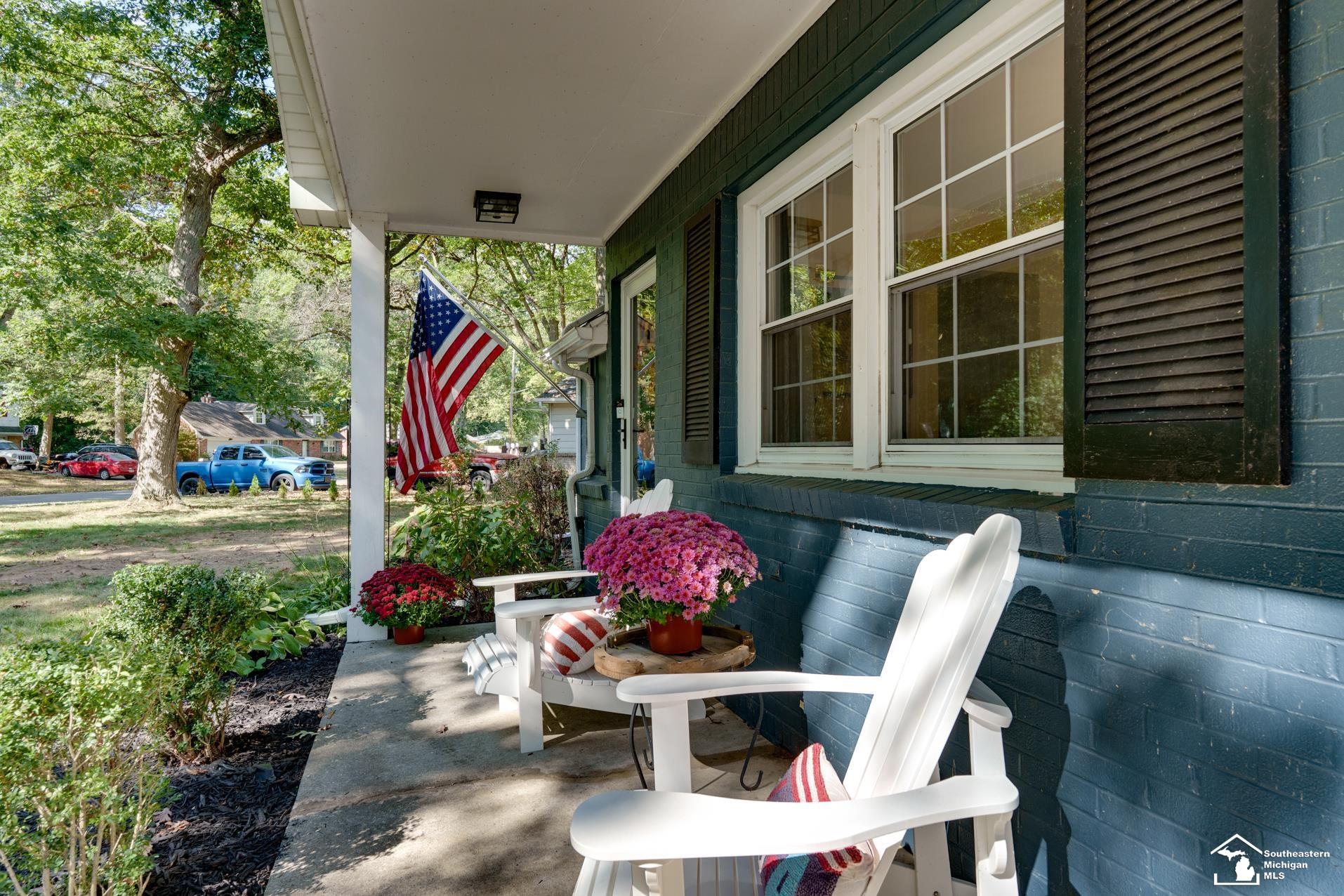 7986 Mohawk Trail