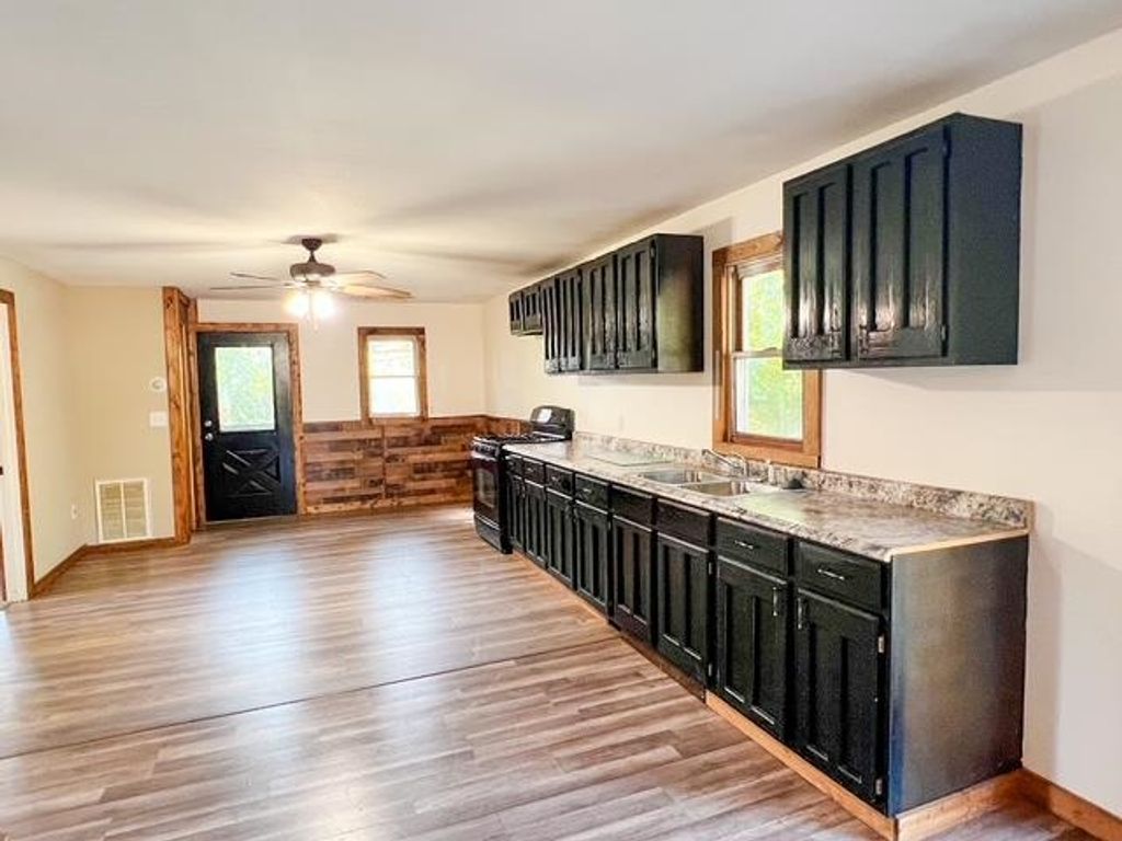 Photo of 8710 E Townline Lake Road, Harrison, MI 48625 (MLS # 50178903)