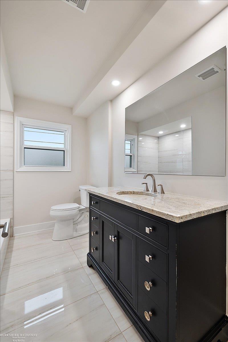 Saint Clair Shores, Michigan 48081, United States, 3 Bedrooms Bedrooms, ,3 BathroomsBathrooms,Residential,Active,196740