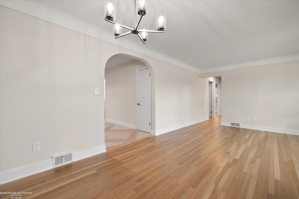 Saint Clair Shores, Michigan 48081, United States, 3 Bedrooms Bedrooms, ,3 BathroomsBathrooms,Residential,Active,196740