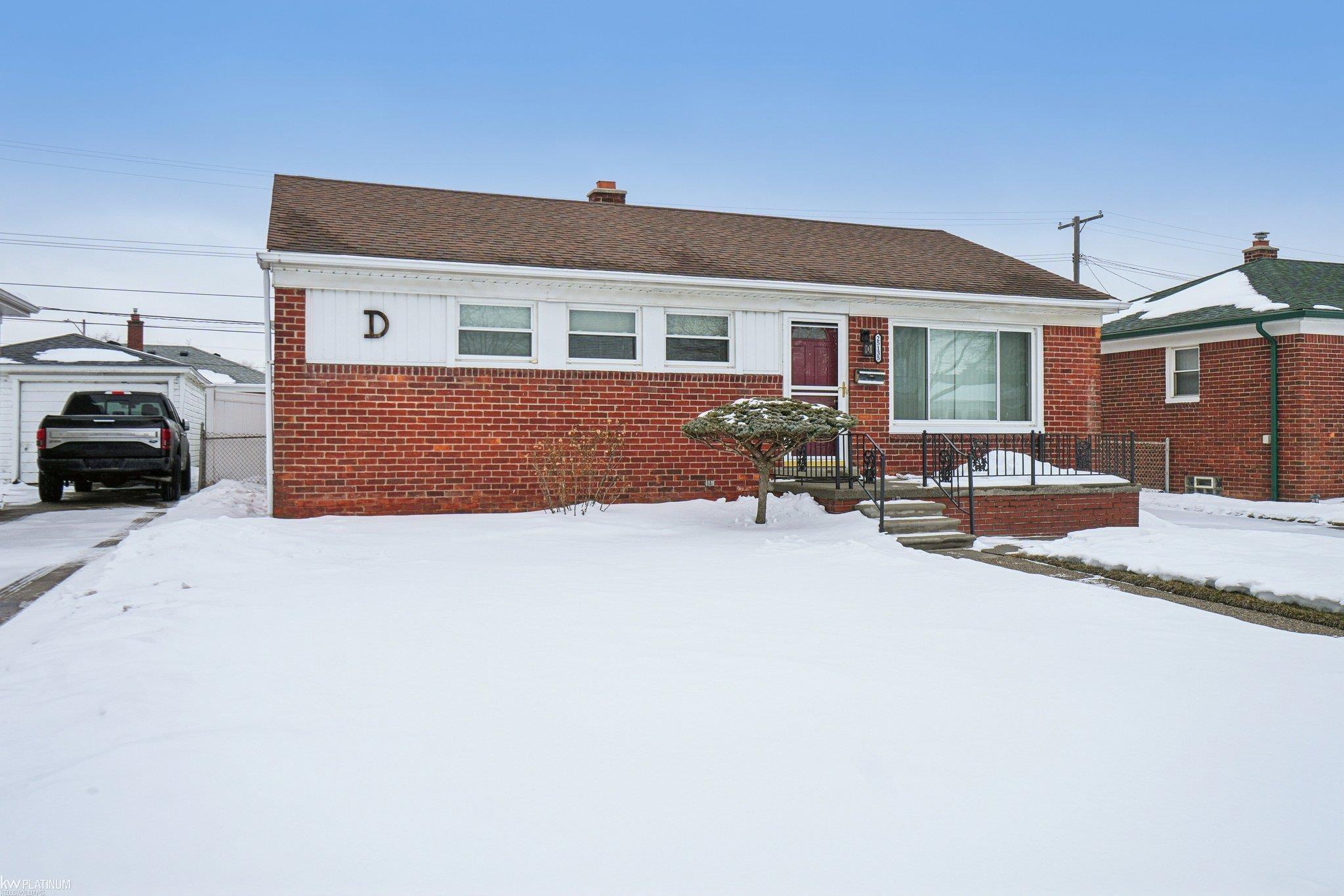 25135 Normandy Street