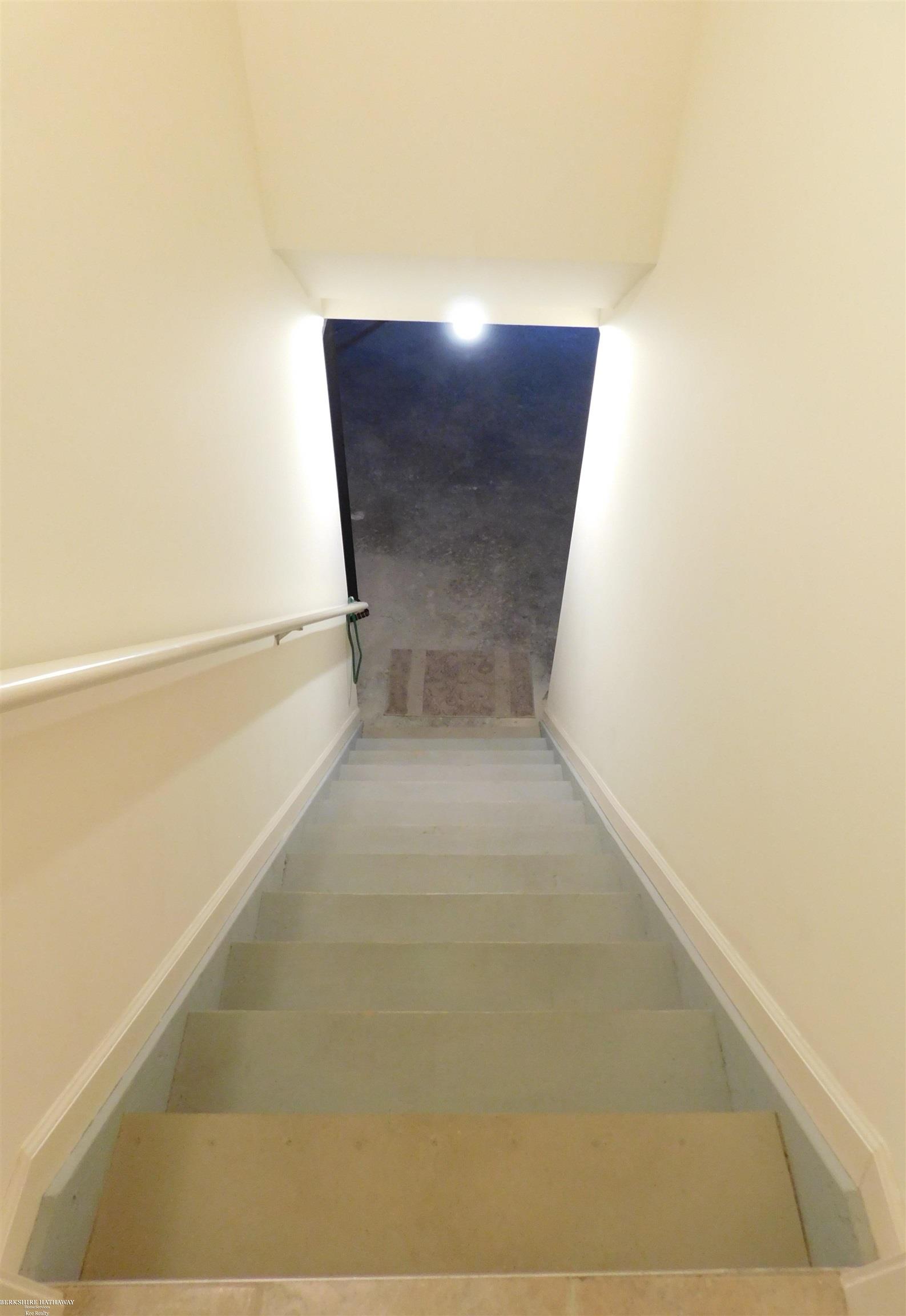 Macomb, Michigan 48042, United States, 3 Bedrooms Bedrooms, ,3 BathroomsBathrooms,Residential,Active,196859