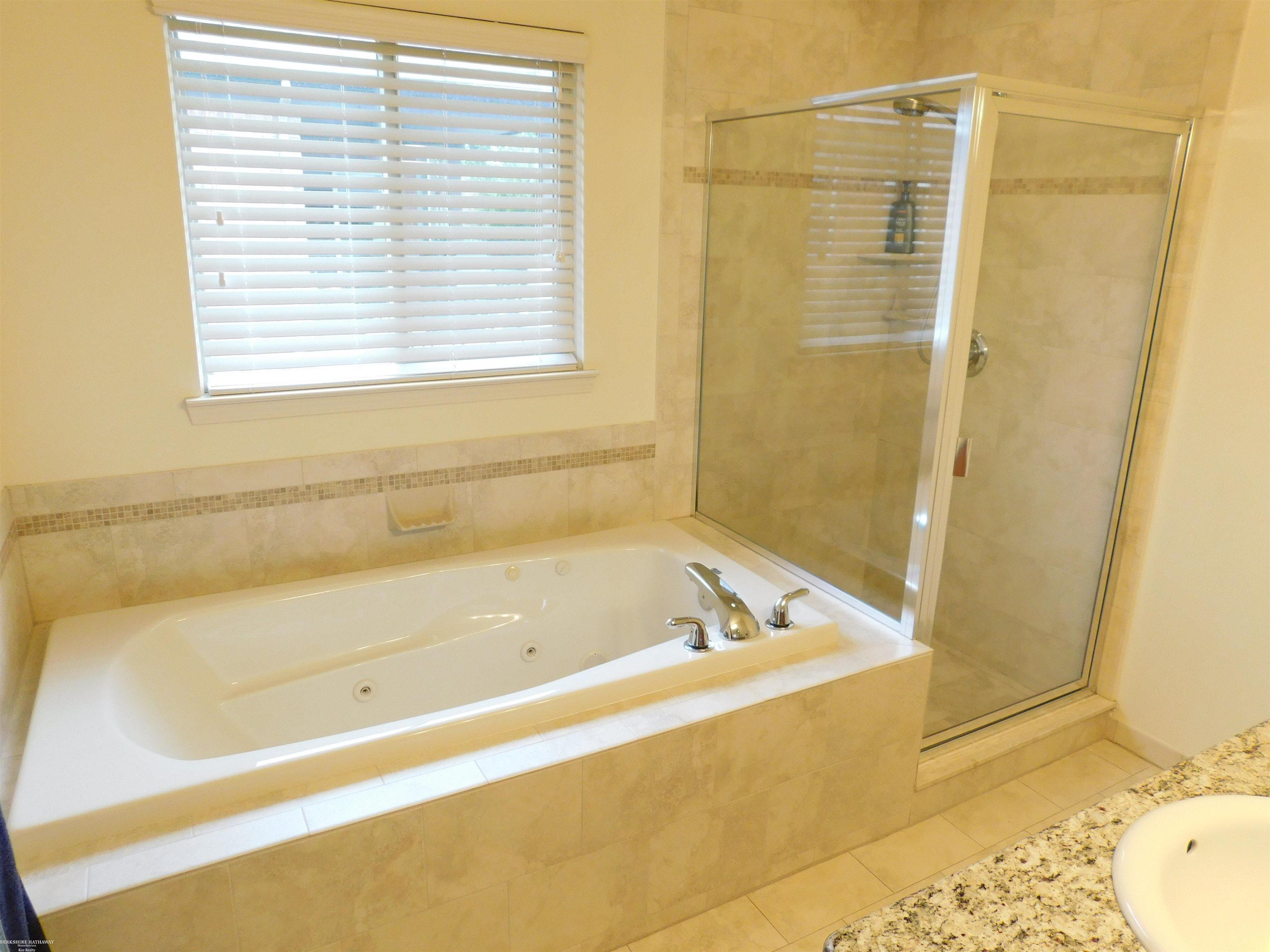 Macomb, Michigan 48042, United States, 3 Bedrooms Bedrooms, ,3 BathroomsBathrooms,Residential,Active,196859