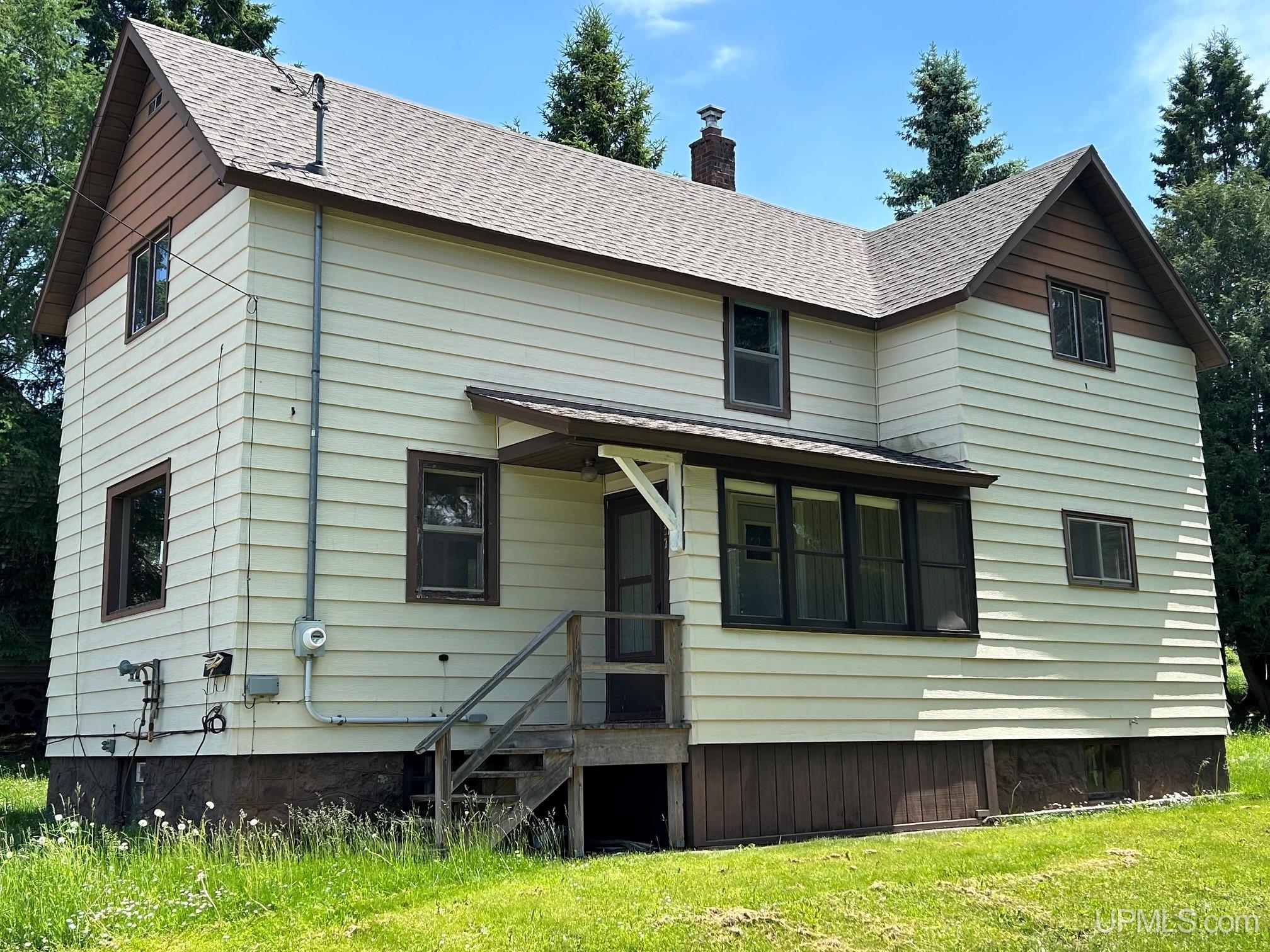 237 E Pine Street