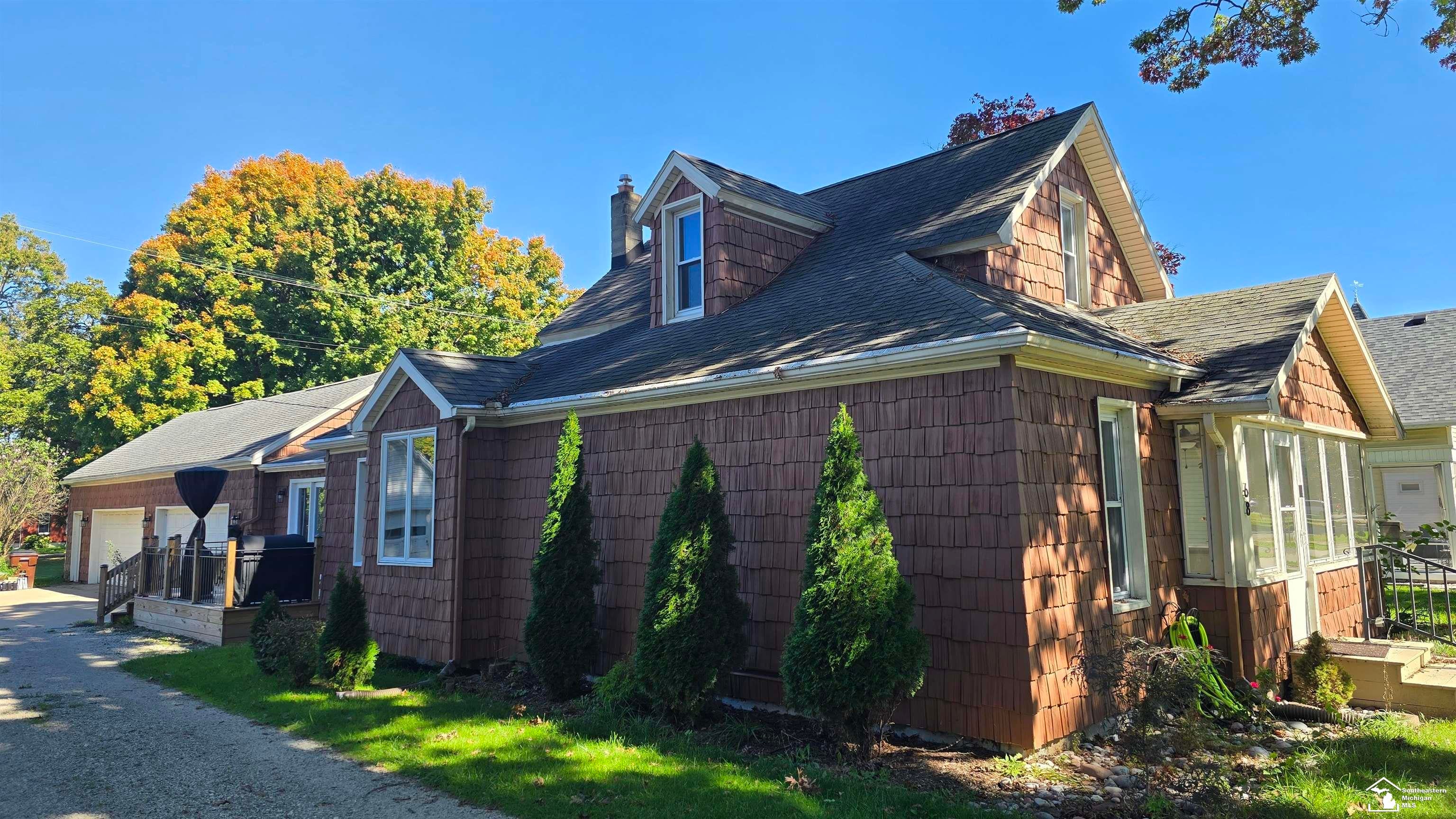 68 W Elm Street