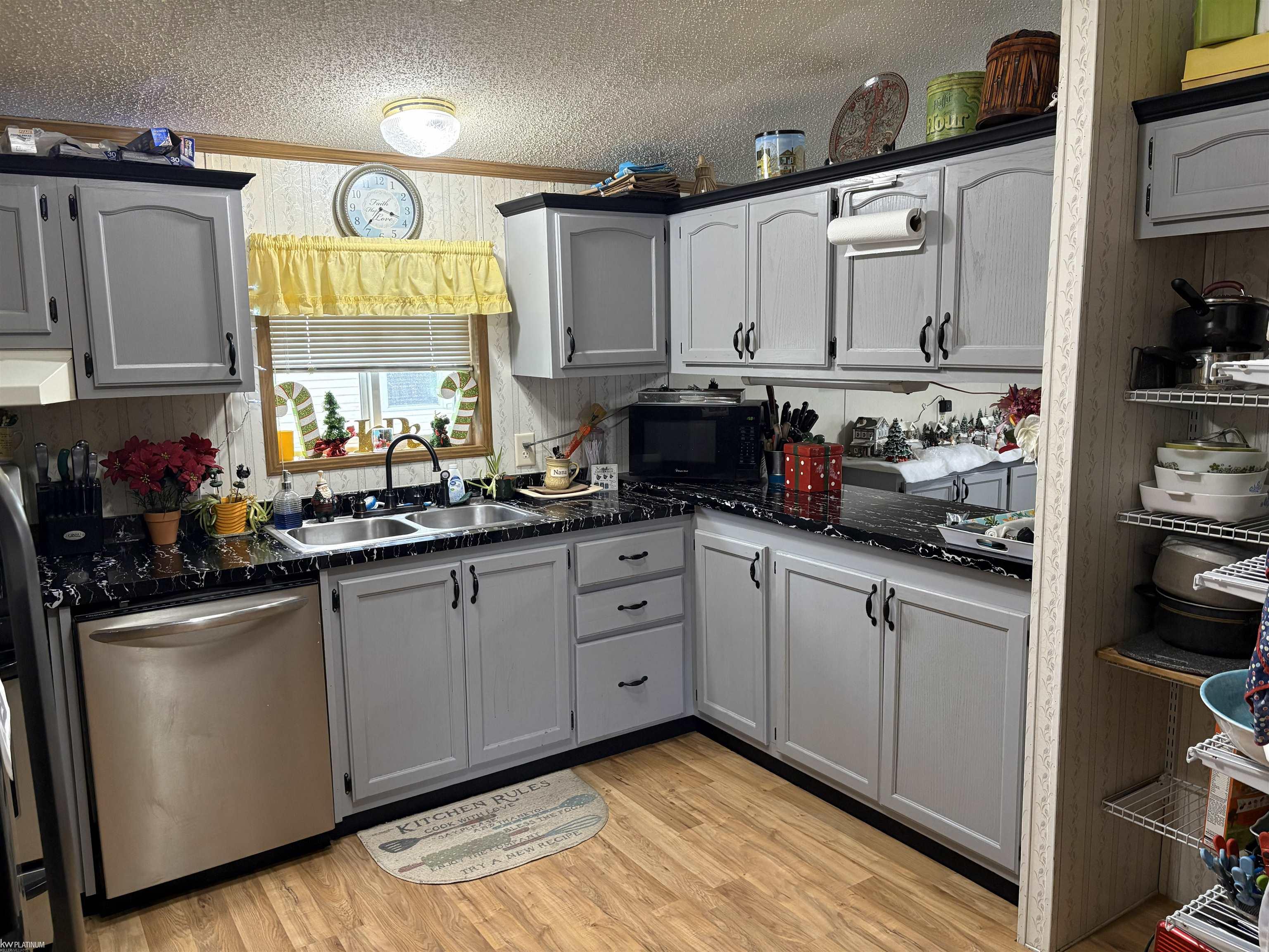 6026 Delaware Street