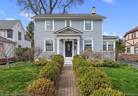 Photo of 941 Forest Avenue, Birmingham, MI 48009 (MLS # 60984622)