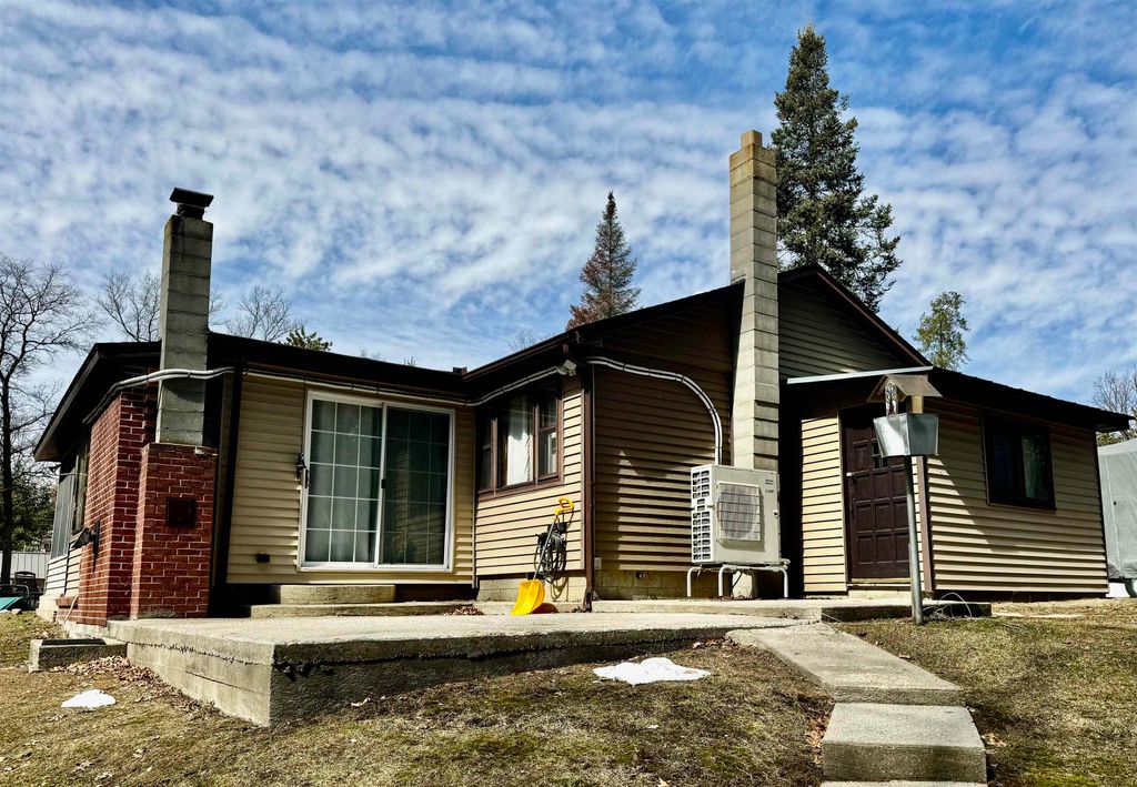 Photo of 10262 Anger Road, Harrison, MI 48625 (MLS # 50202714)