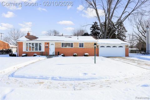 Photo of 36610 Tessens Drive, Clinton Township, MI 48035 (MLS # 60968470)