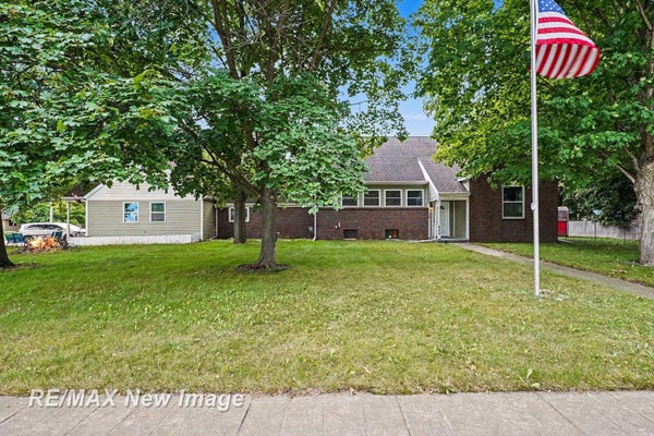 640 E SAGINAW ST, BRECKENRIDGE, MI 48615 - Image 1a20d2ba99ba7b40ef94dfb29bc8427d/2979582254