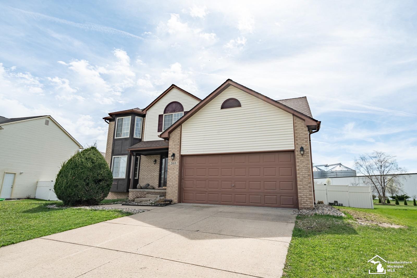 203 Dundee Ridge Drive