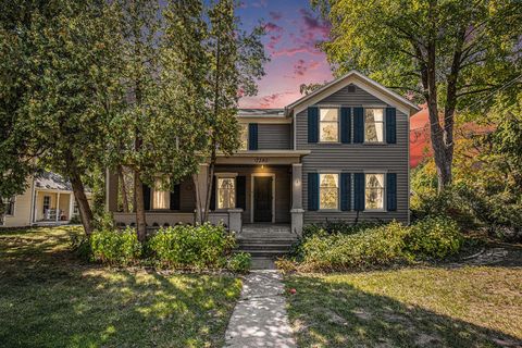 Photo of 7340 Thornapple River Drive, Ada, MI 49301 (MLS # 70493025)