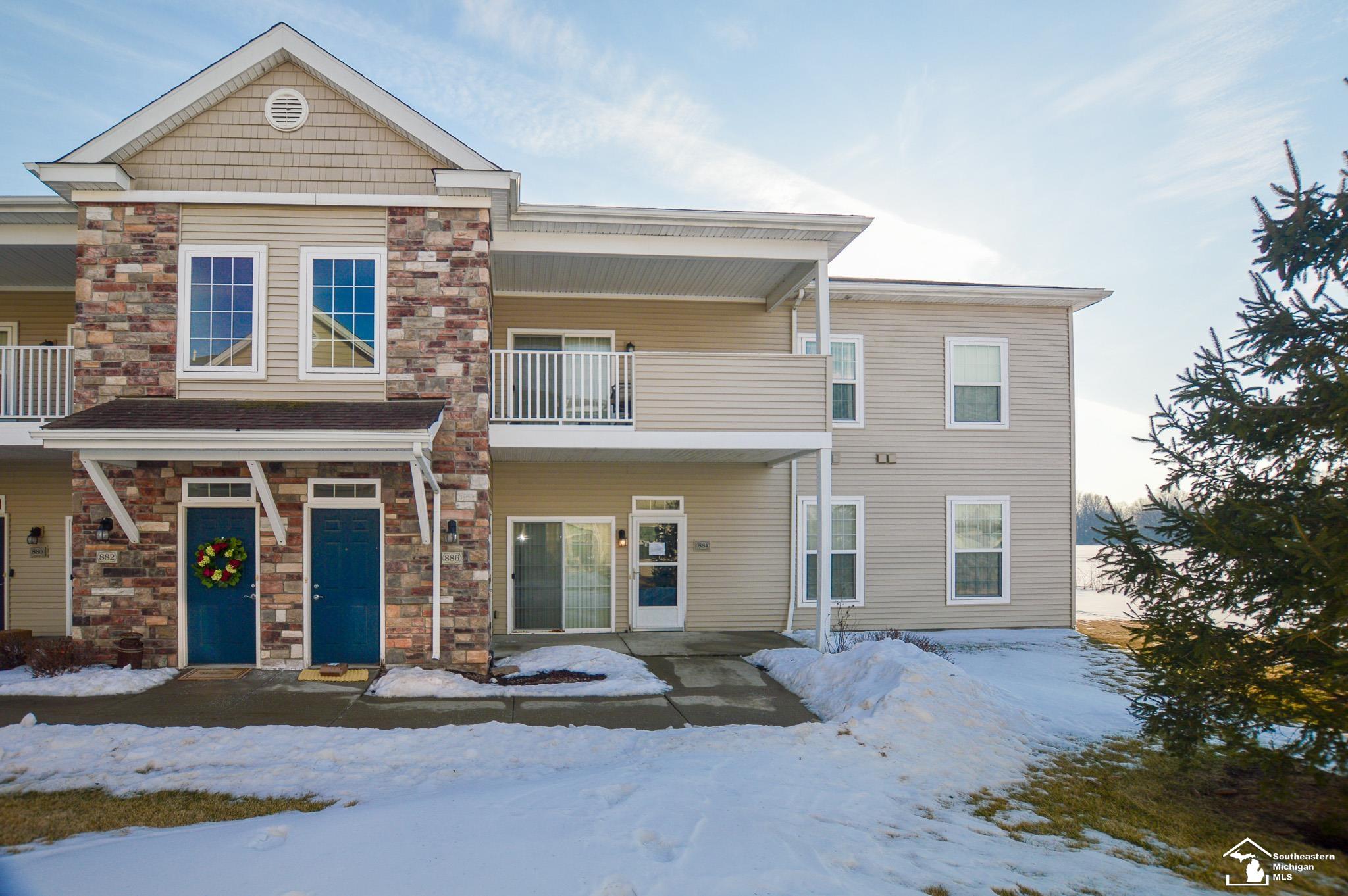 884 Plum Park Drive 3