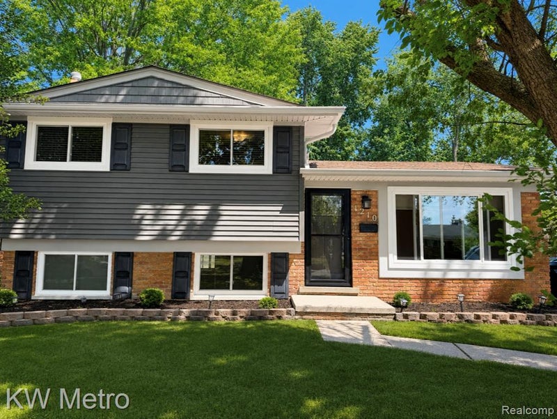 1210 KENILWORTH