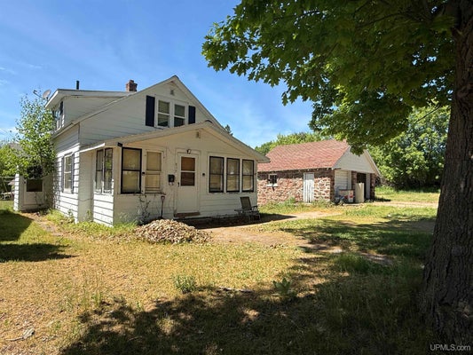 517 WILSON AVE, KINGSFORD, MI 49802 - Image 1bf31032a5ca26b2be0cb23b448f33f7/1795410167