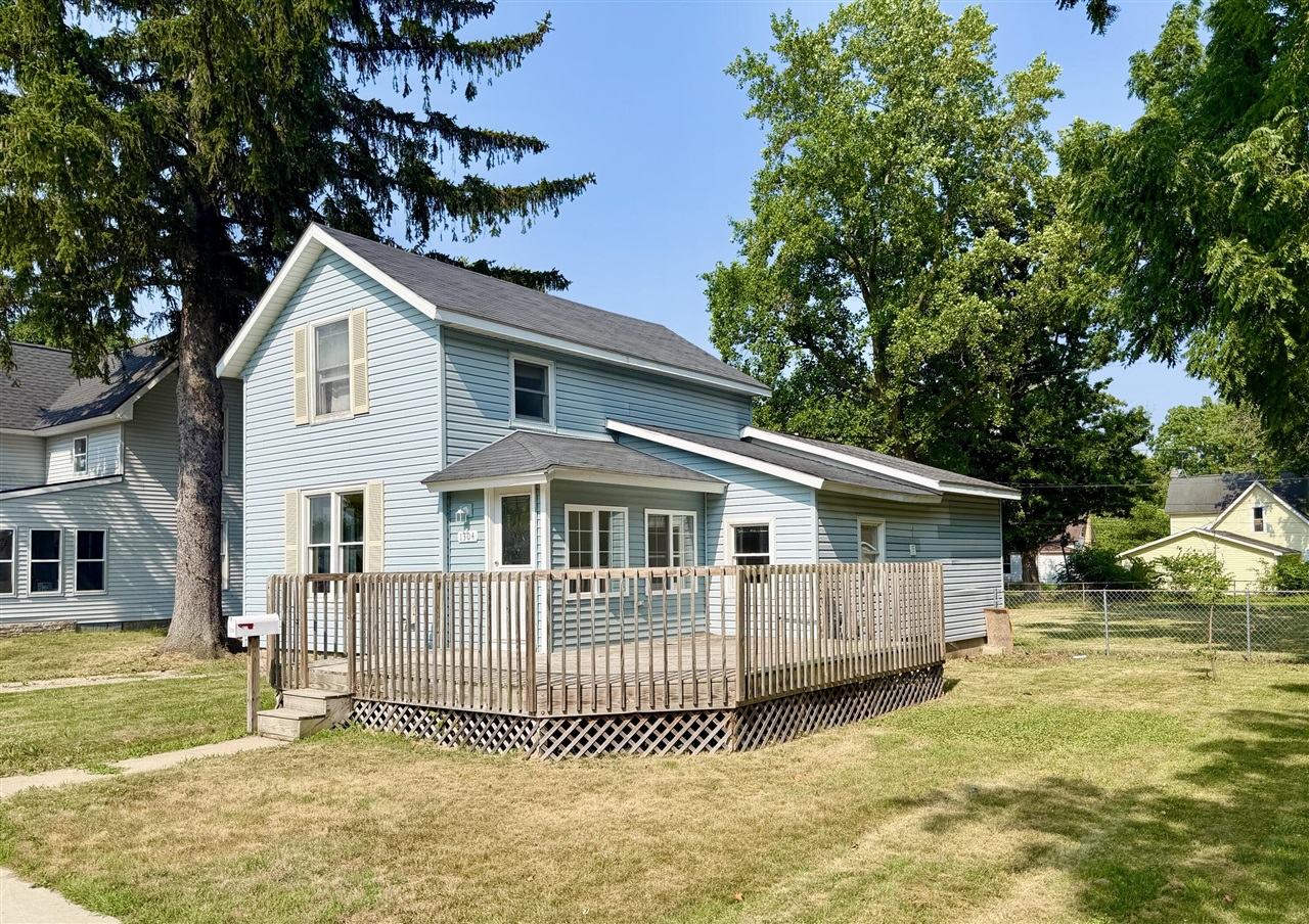 1304 Pearl Street