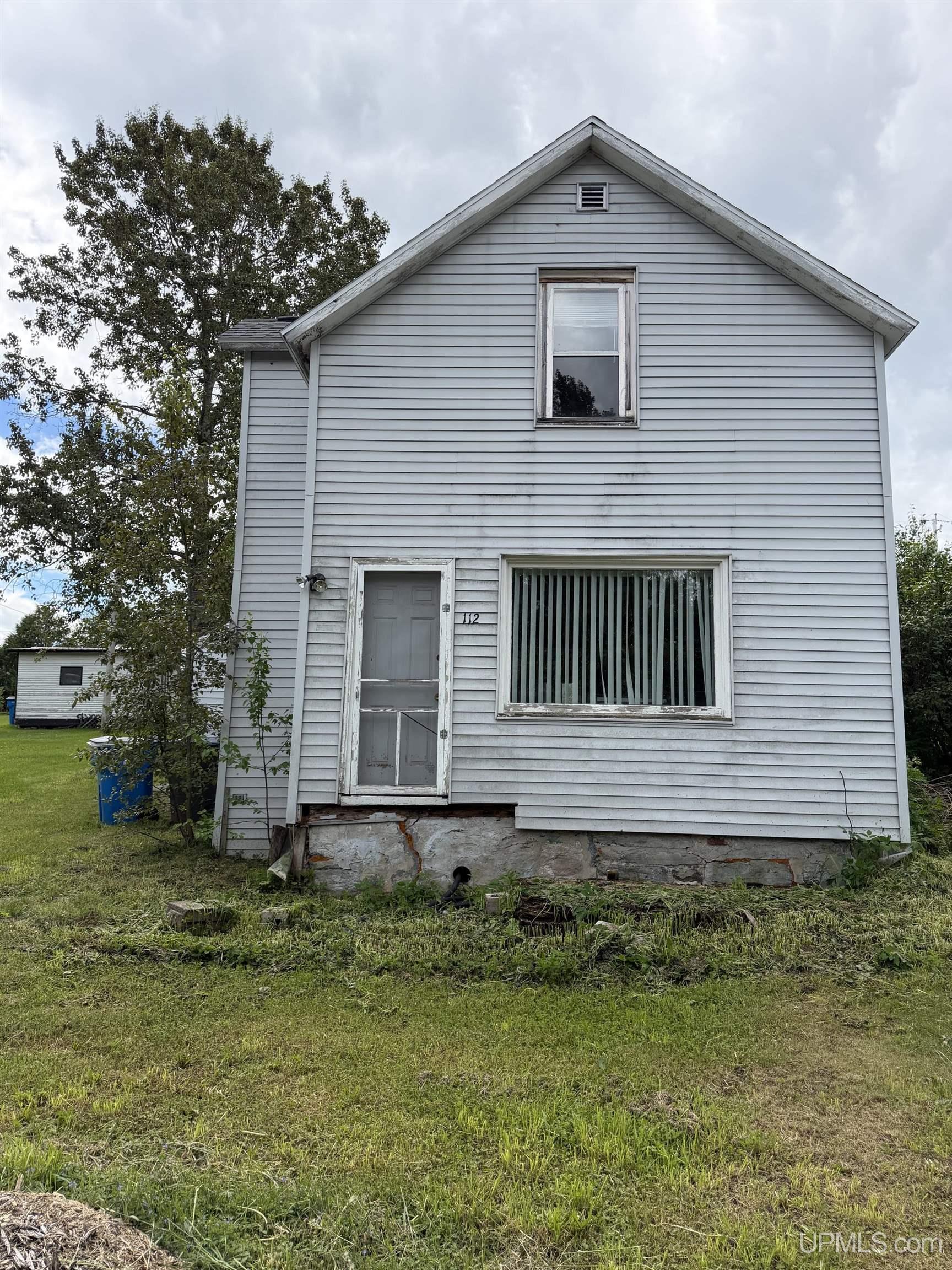 112 E Railroad Street