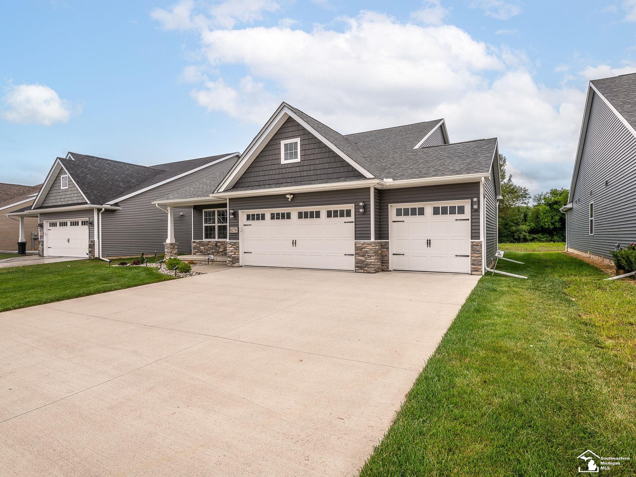 8276 Grande Lake Circle