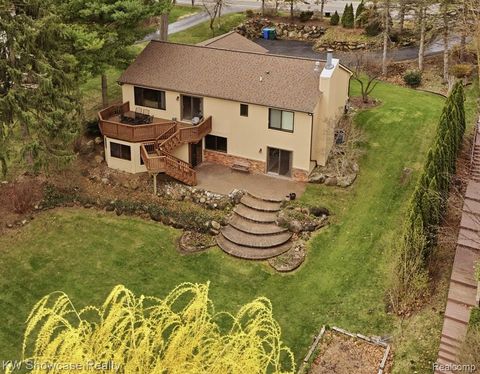 3330 Benstein Road Commerce Twp MI 48382