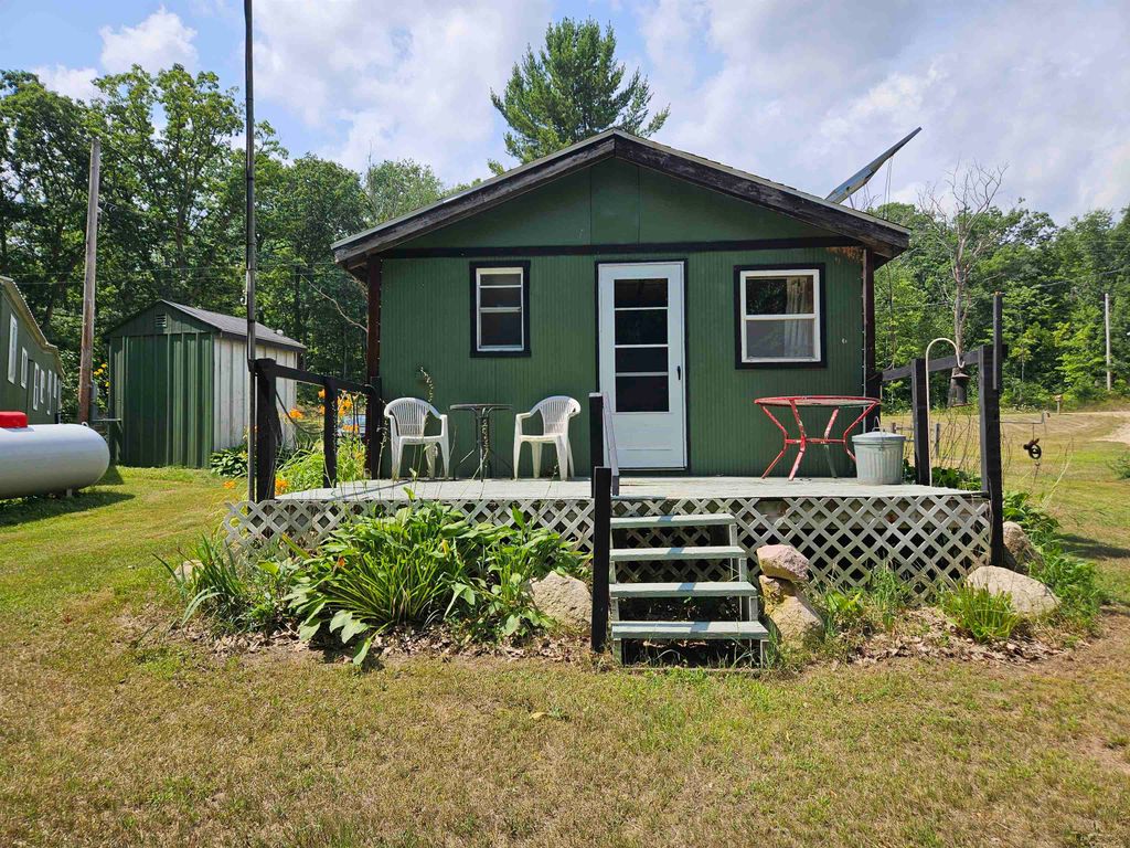 Photo of 7704 N Bass Lake Road, Harrison, MI 48625 (MLS # 50185142)