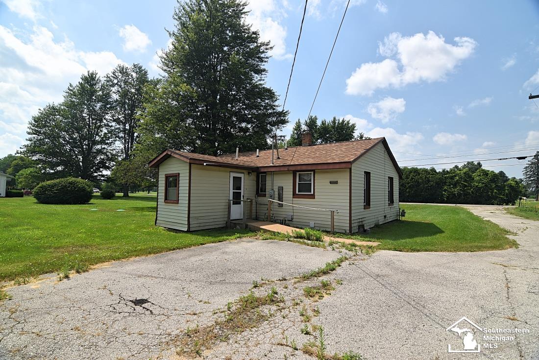 13493 Dixon Road