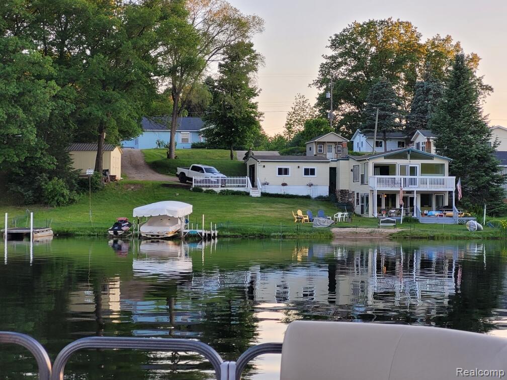 331 N Crooked Lake Drive