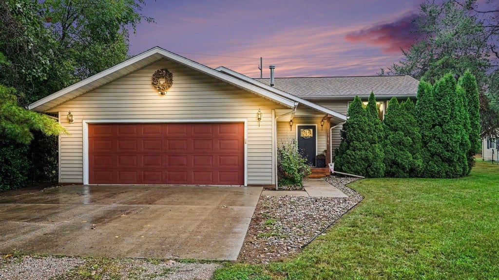 Photo of 3434 N Meridian Road, Sanford, MI 48657 (MLS # 50221176)