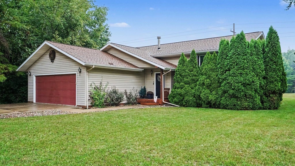 Photo of 3434 N Meridian Road, Sanford, MI 48657 (MLS # 50221176)