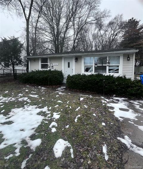 Photo of 3066 Greenlawn Avenue, Commerce Twp, MI 48382 (MLS # 60971147)