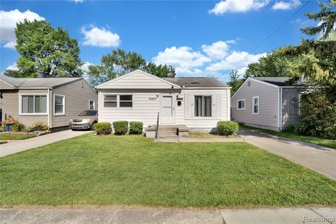 21820 Cunningham Avenue Warren MI 48091