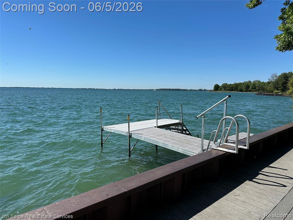910 Edgemont Park