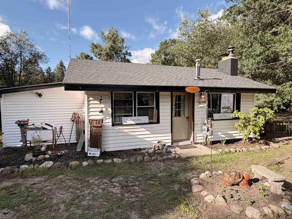 Photo of 9311 E Diamond Street, Saint Helen, MI 48656 (MLS # 50219817)