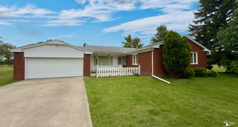 1220 N Raisinville Road Monroe MI 48162