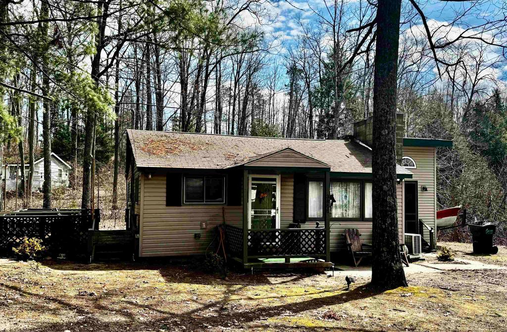 Photo of 3866 Starr Road, Harrison, MI 48625 (MLS # 50203730)