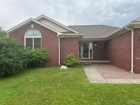 Photo of 46129 Creekside Boulevard, Macomb, MI 48044 (MLS # 61006553)