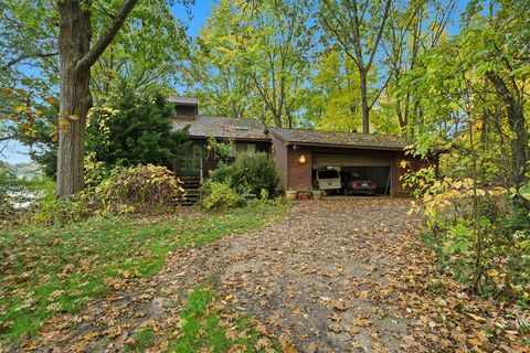 8890 Tipsico Lake Road Holly MI 48442