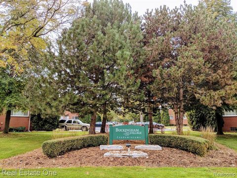 Photo of 463 N ETON Street D5 #D5, Birmingham, MI 48009 (MLS # 60987165)