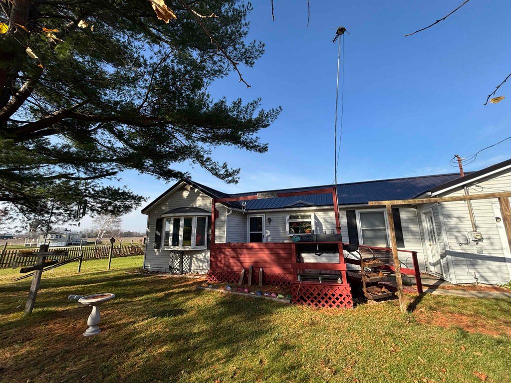 Photo of 6869 E Jordan Road, Mount Pleasant, MI 48858 (MLS # 50193754)